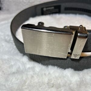 Mission Belt, Gray Canvas Ratchet, Silver Metal Buckle 42” long No Holes